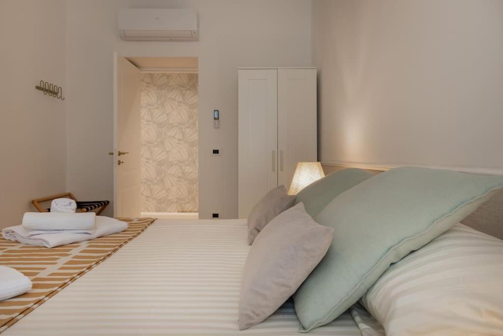 Foscolo 46 - Elegant Family Apartment Trieste Ngoại thất bức ảnh