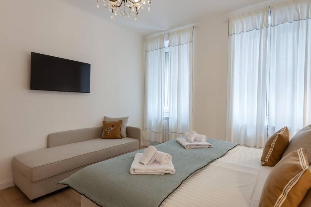 Foscolo 46 - Elegant Family Apartment Trieste Ngoại thất bức ảnh